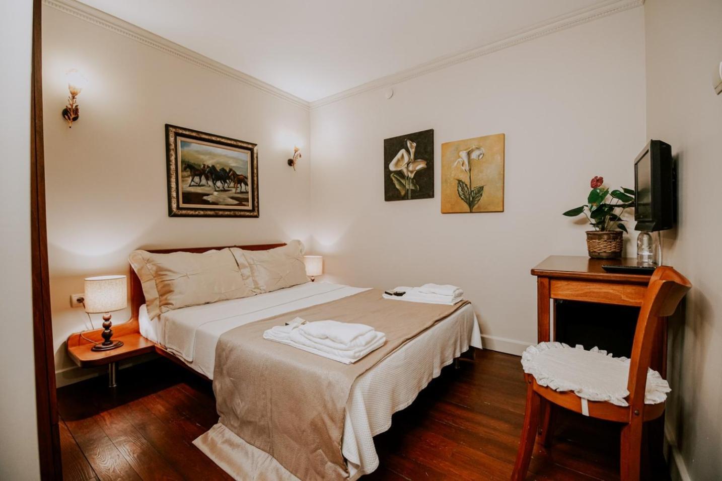 Bozcaada Biz Otel ภายนอก รูปภาพ