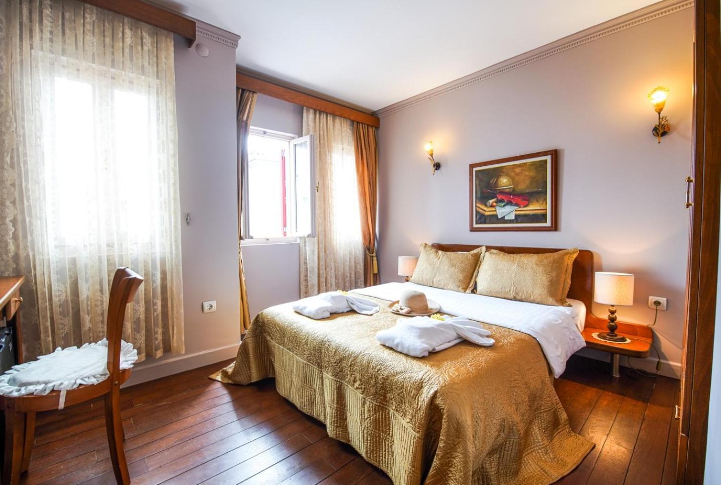 Bozcaada Biz Otel ภายนอก รูปภาพ